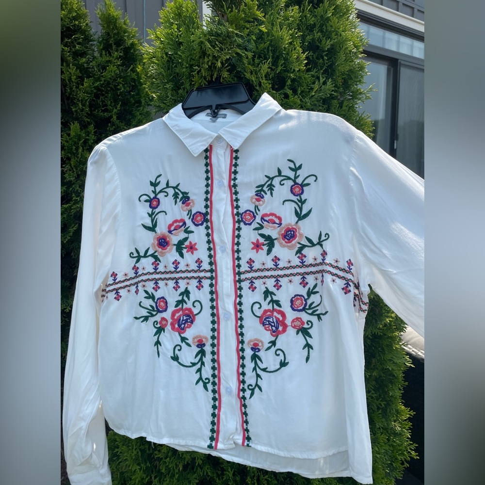 Floral country top!